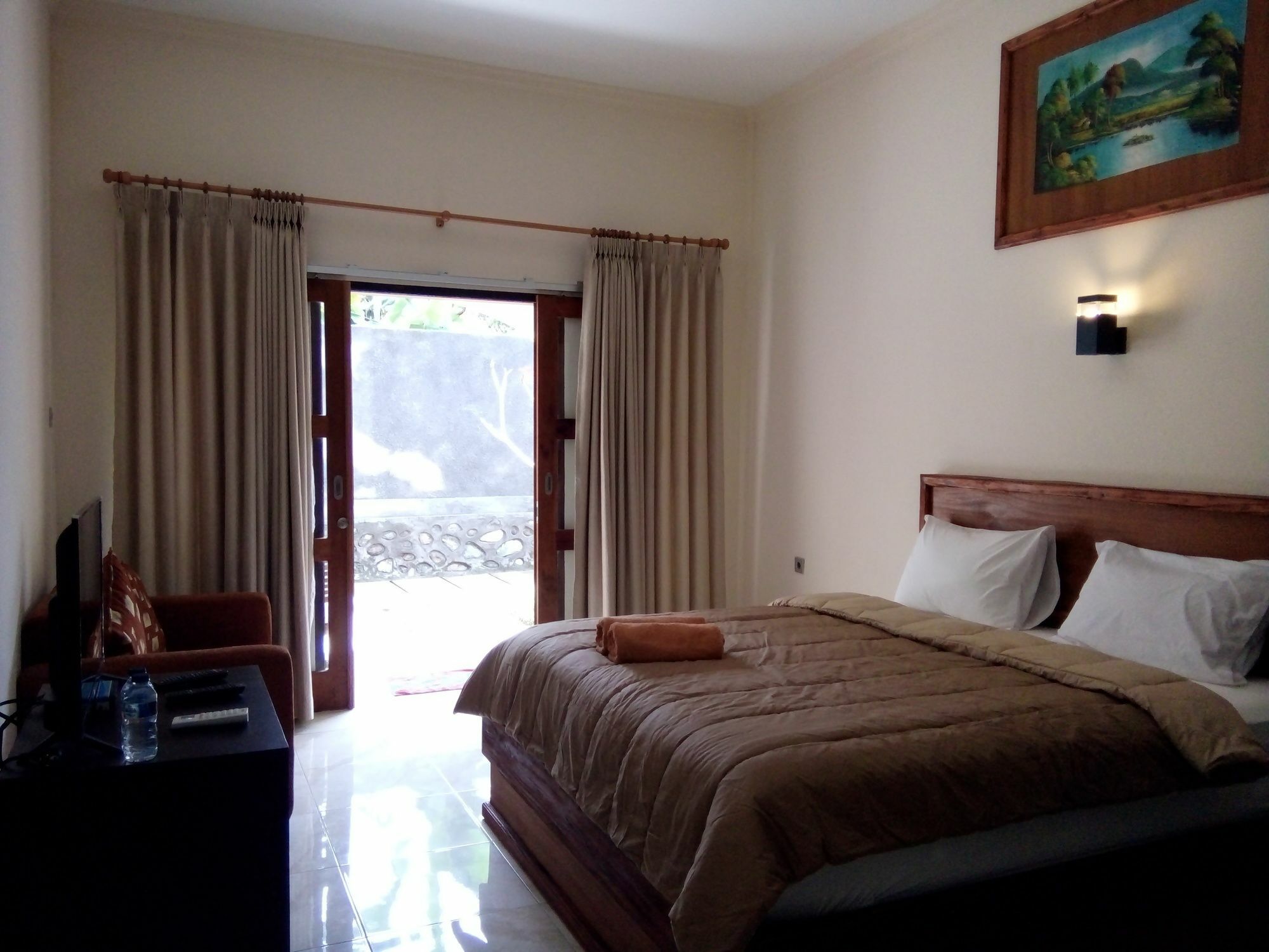 Family Garden Homestay Mangsit Exterior photo